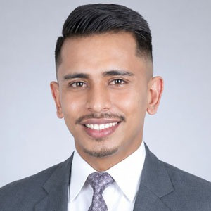 डा भुवन राज गिरी