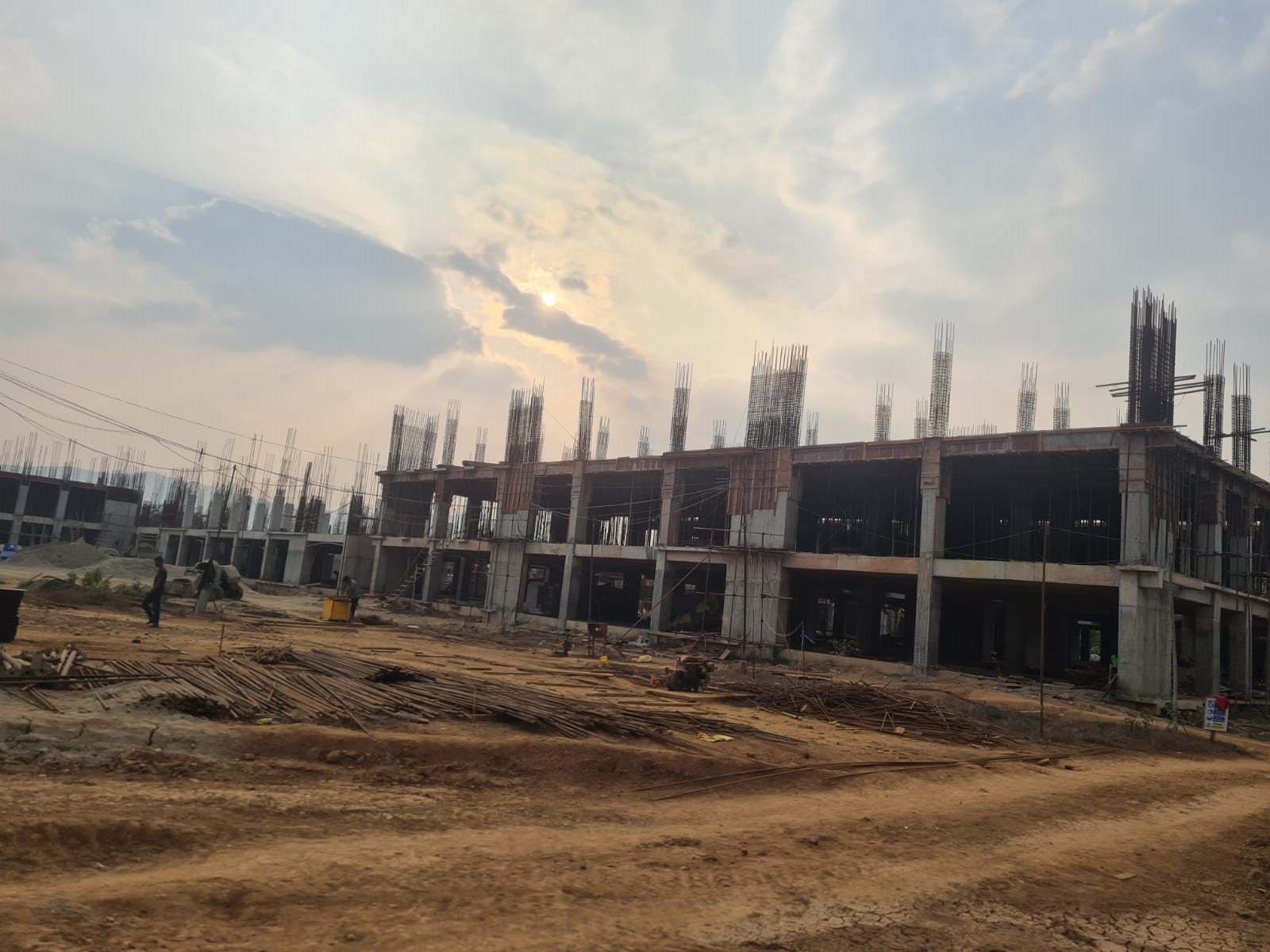 sanjeeveni hospital construction.jpg