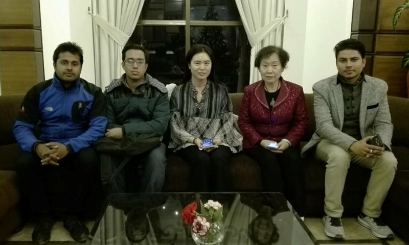 औषधि बनाउने कच्चा पदार्थको कम्पनी स्थापना गर्न पहल