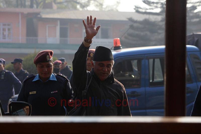 डा केसी भन्छन्- 'सर्वोच्च न्यायालयको नेतृत्व गर्न पराजुली अयोग्य, सत्याग्रह जारी रहन्छ' (विज्ञप्तिसहित)