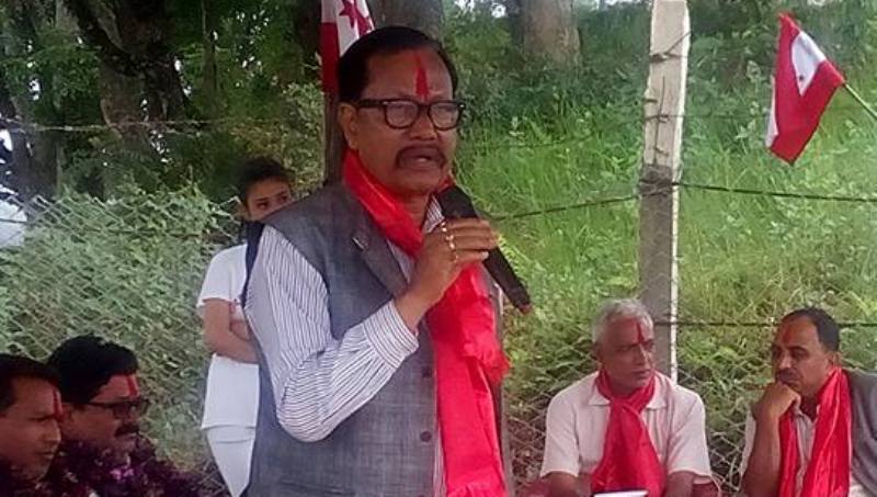 डाक्टर उम्मेदवार भन्छन् : तलब भत्ता जनताको स्वास्थ्यमा खर्चिन्छु 