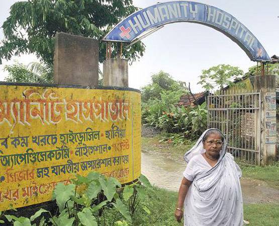 तरकारी बेचेर गरिबका लागि अस्पताल बनाउने  सुभाषिनीले पाइन् पद्मश्री