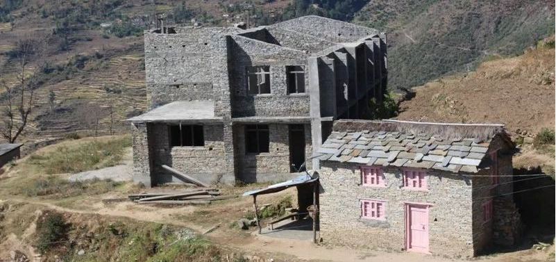 बाग्लुङका एघार स्वास्थ्य संस्थाका भवन बन्दै