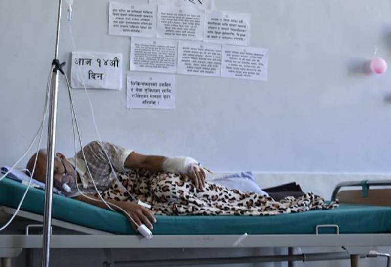 डा गोविन्द केसीले अनशन तोड्ने