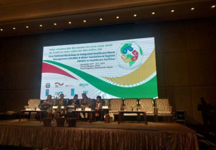 एकै स्थानमा धेरै अस्पताल संचालन गर्न दिनेनदिनेबारे पुनःविचार गर्नुपर्छ : स्वास्थ्यमन्त्री ढकाल