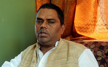 स्वास्थ्यमा सबैको पहुँच विस्तार गर्ने प्रयास भइरहेको छ : स्वास्थ्यमन्त्री  यादव