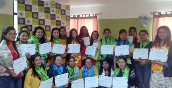 ॐ अस्पतालमा सञ्चालित सघन उपचार नर्सिङ प्रशिक्षण सम्पन्न