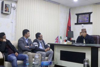 कर्णाली स्वास्थ्य विज्ञान प्रतिष्ठानलाई राजनीतिमुक्त बनाउनुपर्छ : मुख्यमन्त्री शाही