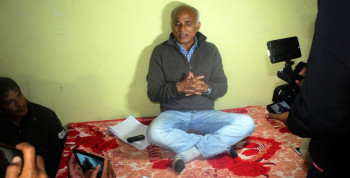 ७ बुँदे मागसहित डडेल्धुरामा सुरु गरे डा केसीले अनसन 