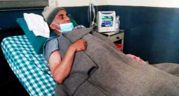 डा गोविन्द केसीको समर्थनमा न्याम्सका आवासीय चिकित्सकले आजदेखि हातमा कालोपट्टी बाँधेर काम गर्ने 