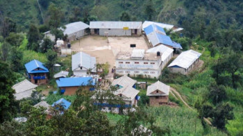 आफ्नै स्रोतबाट स्वास्थ्यकर्मी नियुक्त गर्दै रोल्पाका दुई विद्यालय