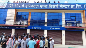 बिरामीको मृत्युपछि निसर्ग अस्पातलमा नाराबाजी