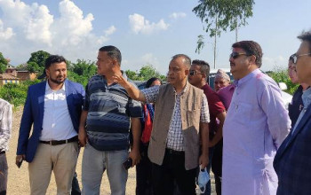 स्वास्थ्य राज्यमन्त्री केसीले गरे दाङका अस्पतालको अनुगमन 
