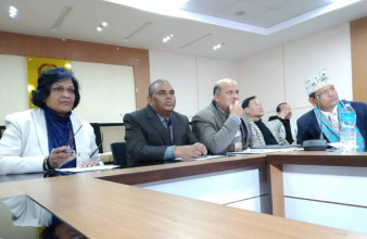 स्वास्थ्य मन्त्री यादव डा केसी मागका विषयमा प्रतिपक्षसँग सहमत