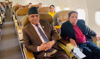 पत्नी सीताको उपचारपछि प्रचण्ड नेपाल फर्किए, ३ वटा अस्पतालमा उपचार