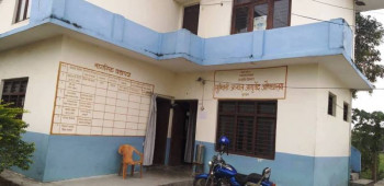चिकित्शालयमा २ महिनादेखि औषधि अभाव