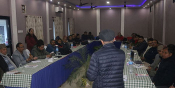 ८४ वर्षमाथिका नागरिकलाई घरमै स्वास्थ्य सेवा प्रदान गर्दै रुपन्देही