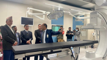 बिरामीले गुनासो गर्न नपर्ने गरी सेवा दिन स्वास्थ्यमन्त्री खापुङको आग्रह