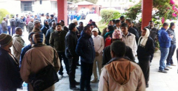 स्वास्थ्य चौकीको प्रमुख हुन पाउनु पर्ने भन्दै एचए पुगे प्रशासन कार्यालय