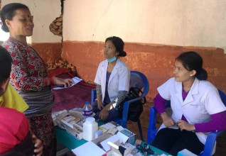 धादिङको निलकण्ठमा नि:शुल्क स्वास्थ्य शिविर हुँदै