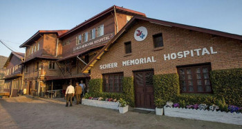 शिर मेमोरियल अस्पतालका कर्मचारी तीन हप्तादेखि आन्दोलित