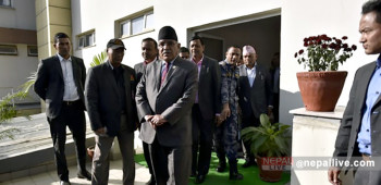 ओलीको स्वास्थ्य अवस्था बुझेपछि प्रचण्डले भने- प्रधानमन्त्रीको आजै डिस्चार्ज हुन्छ