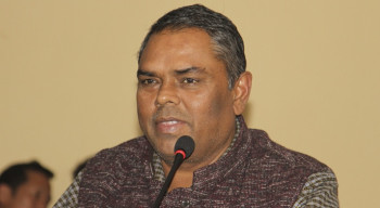 चिकित्सकहरूलाई स्वास्थ्यमन्त्रीको आग्रह– आन्दोलन छाडेर काममा फर्किनुहोस्