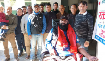 प्रेमसागर कर्माचार्यले १६० औं पटक रक्तदान गरे