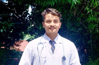 रसुवा नाकाबाट डा. कुशल आचार्य बेपत्ता, खोजीका लागि सहयोगको अपिल