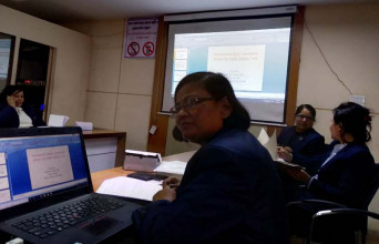 सुरक्षित मातृत्वकाे क्षेत्रमा काम गरेका स्टाफ नर्सलाई प्रमाणपत्र तह मिडवाइफमा रुपान्तरण गर्ने तयारी