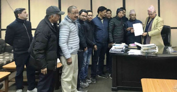 स्वास्थ्य सुपरभाइजरहरुले बुझाए ३ बुँदे ज्ञापनपत्र