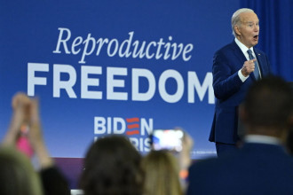 बाइडेनको अभियान फ्लोरिडामा, गर्भपतन अधिकार अभियानको प्रमुख बिषय