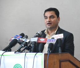 आवासीय  चिकित्सकसँगको अतिरिक्त सुविधा तय गर्न स्वास्थ्य मन्त्री पौडेलद्वारा कार्यदल गठन