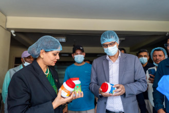 सिंहदरबार वैद्यखानाको अनुगमन, क्षमता विस्तार र औषधि उत्पादन बढाउन निर्देशन