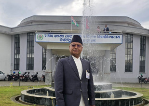 शहीद दशरथ चन्द स्वास्थ्य विज्ञान विश्वविद्यालयका उपकुलपति डा. जोशीले सार्वजनिक गरे १०० दिनको प्रगति