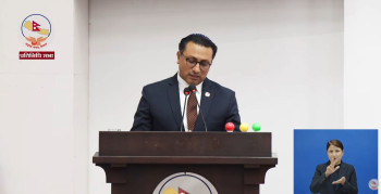 स्वास्थ्य बीमा धान्न सकिने र सबैको पहुँचमा पुग्ने गरी पुनर्संरचना गर्छौं : अर्थमन्त्री डा. स्वर्णिम वाग्ले