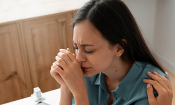 किन हुन्छ पटक-पटक गर्भपात? यसरी जोगिनुहोस्