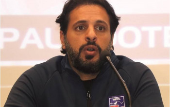 खेलमैदानमै बेहोस भएका प्रशिक्षक अलमुताइरीको स्वास्थ्य अवस्था कस्तो छ?