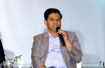 सांसद आनन्द चन्दको प्रश्न: हरेकको पहिलो रोजाइ डाक्टर, तर स्वास्थ्य क्षेत्र नै किन अस्तव्यस्त?