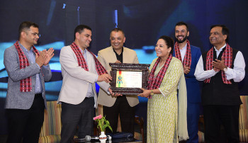 अमेरिका नेपाल मेडिकल फाउन्डेसनलाई स्वास्थ्यखबर विशेष सम्मान
