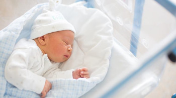 जन्मिने बित्तिकै शिशुहरुमा देखिन सक्ने स्वास्थ्य समस्याहरु