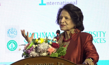 आधारभूत सेवाका लागि विशिष्टीकृत अस्पताल धाउने परिपाटीले समस्या बढायो: स्वास्थ्यमन्त्री गौतम