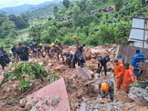 इलाममा बाढी-पहिरोपछि जनस्वास्थ्य संकट: दूषित पानी, अवरुद्ध बाटो र सर्ने रोगको जोखिम