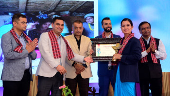 उत्कृष्ट नर्स: ६ घण्टासम्म सास दिएर नवजात शिशुको प्राण भर्ने अनमी