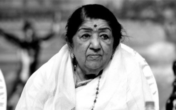 चर्चित भारतीय गायिका लता मंगेशकरको कोरोना संक्रमणबाट निधन