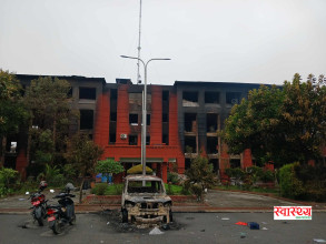 १० तस्बिरमा हेरौं आगलागी पछिको स्वास्थ्य मन्त्रालयको अवस्था