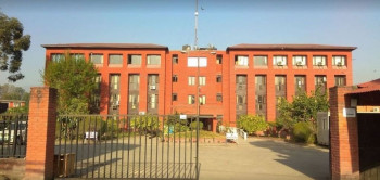 नर्सलाई भोलेन्टियर राखे अस्पताल नविकरण नहुने