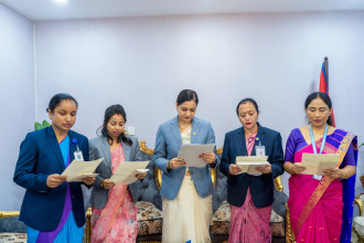 नेपाल नर्सिङ परिषद्को सदस्यमा चार जना नियुक्त, मन्त्री मेहतासमक्ष लिए शपथ