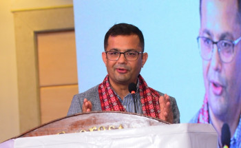 आधारभूत स्वास्थ्य सेवा नपाएर जीवन समाप्त गर्नुपर्ने अवस्था अझै छ : पूर्वस्वास्थ्य मन्त्री गिरी