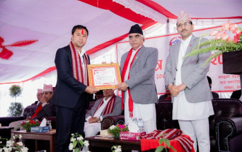 डा. गौचनलाई प्रदेश निजामती सेवा पुरस्कार